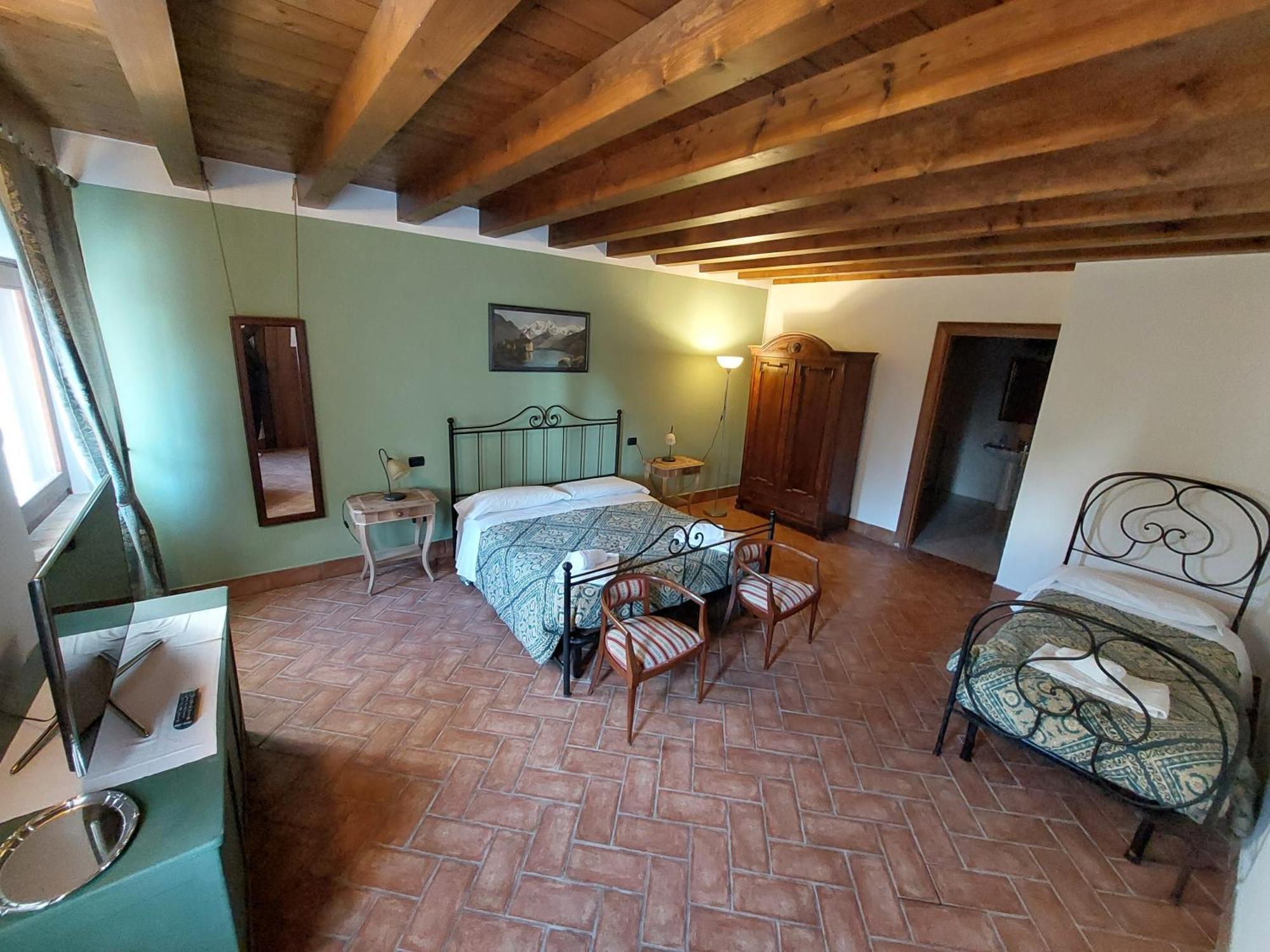 Agriturismo Corte Spino 노가롤 로카 외부 사진